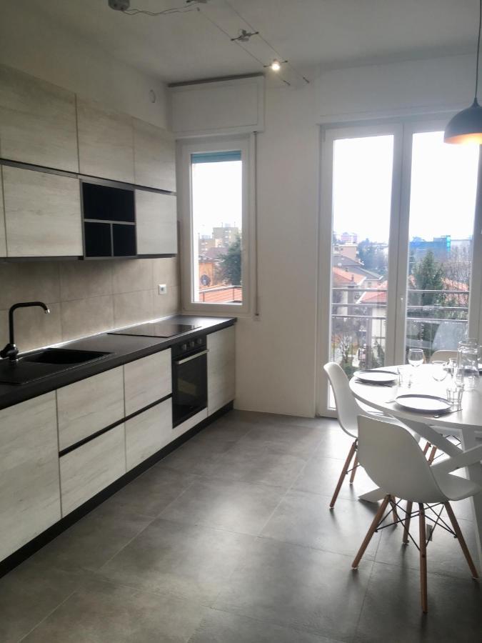 Caseospitali - Casa Lumiere, Bilocale Panoramico E Luminoso - Piano 3 No Ascensore Cernusco Sul Naviglio Exteriör bild